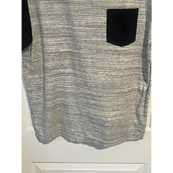 Express Mens Short Sleeve Black Gray Shirt Pocket Mens Size Large, EUC Casual - Picture 4 of 8
